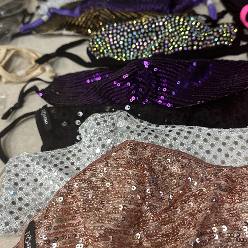 Bundle of 22 Assorted masks AND  3 Lanyards - Picture 15 of 15
